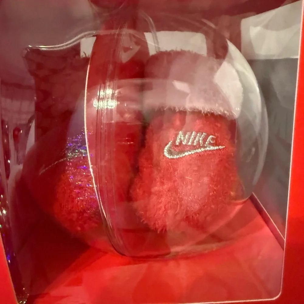 Nike Infant Booties in Red “ornament” NIB